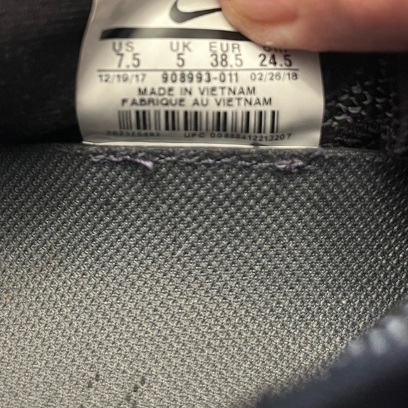 NIKE AIR MAX SEQUENT 3 RUNNING SNEAKERS size 7.5 - Picture 5 of 5